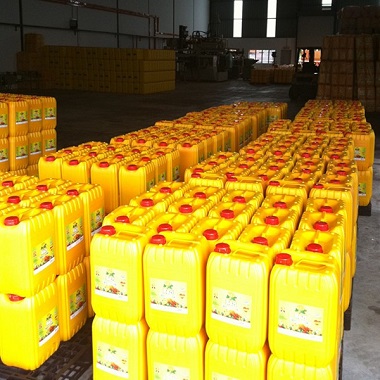 بزرگترین تولید کننده روغن سویا تصفیه شده با قیمت مناسب